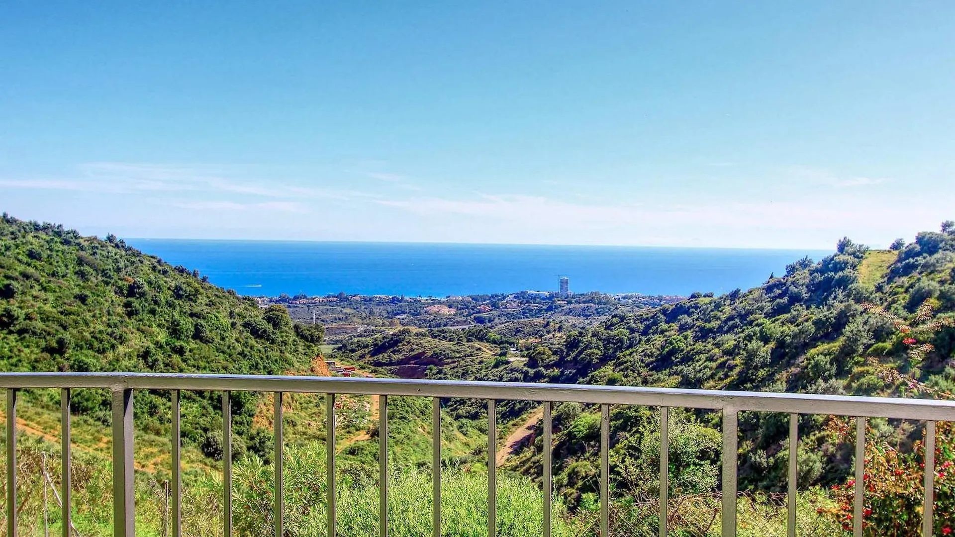 1090 Amazing Panorama Sea View Penthouse Large Terrace Heated Pool Gym Lejlighed Marbella Spanien